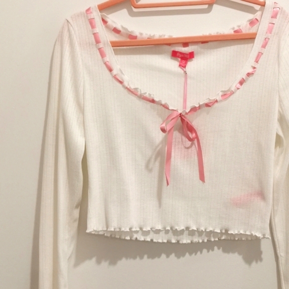 🌸 Pink Ribbon Pointelle Cropped Top 🌸 - Picture 2 of 4